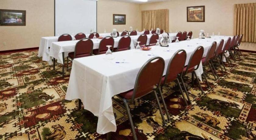 Holiday Inn Express Munising-Lakeview Hotel By Ihg 외부 사진