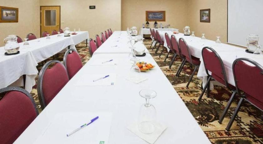 Holiday Inn Express Munising-Lakeview Hotel By Ihg 외부 사진