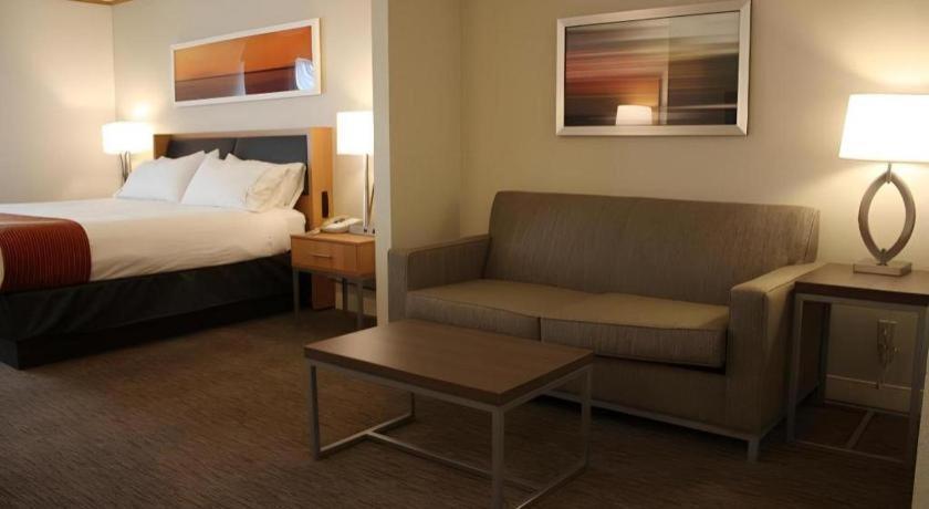 Holiday Inn Express Munising-Lakeview Hotel By Ihg 외부 사진